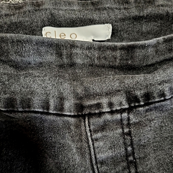 Cleo Women's Jeans Size 8 Pull-On Dark Wash Rough Cut Cuffs Ankle Glazers - Picture 6 of 13